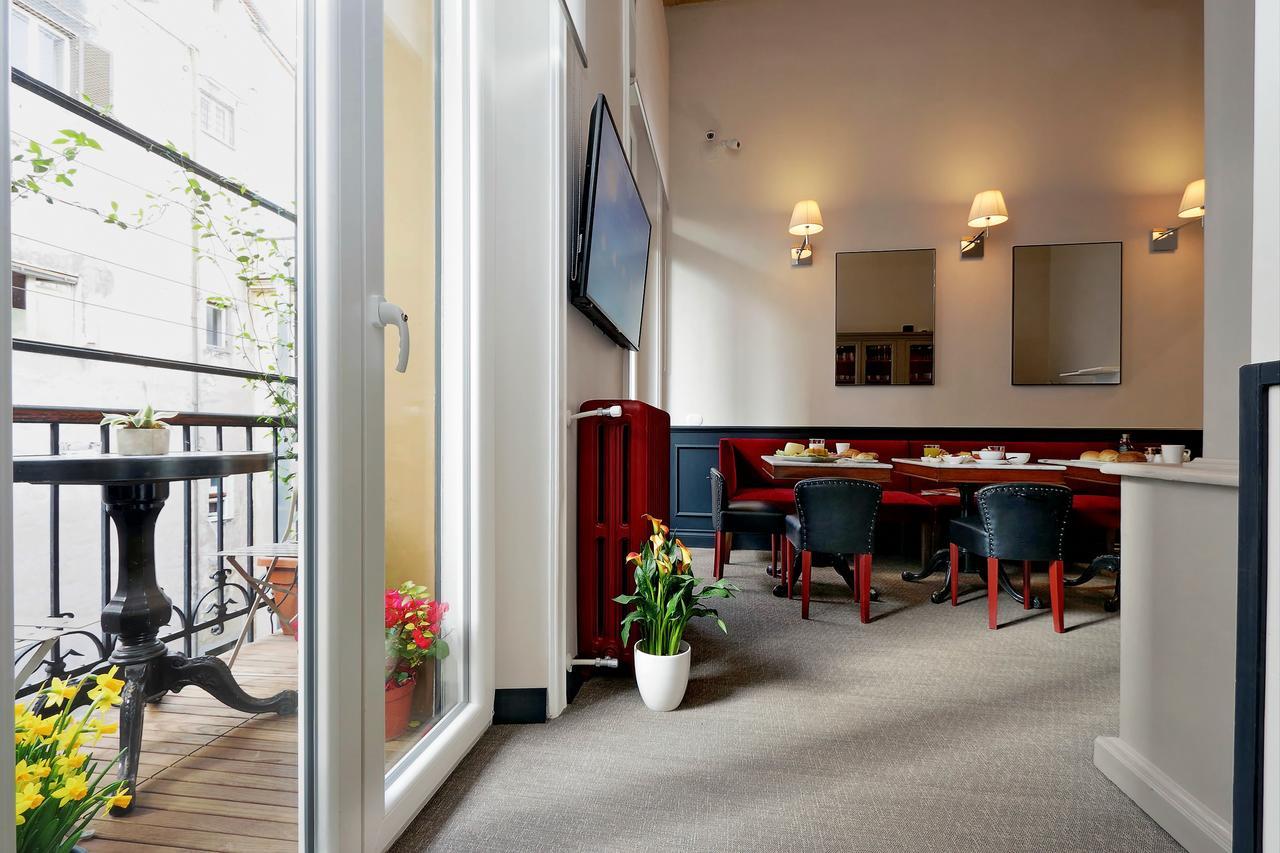 Colonna 32 Hotel Рим Екстериор снимка