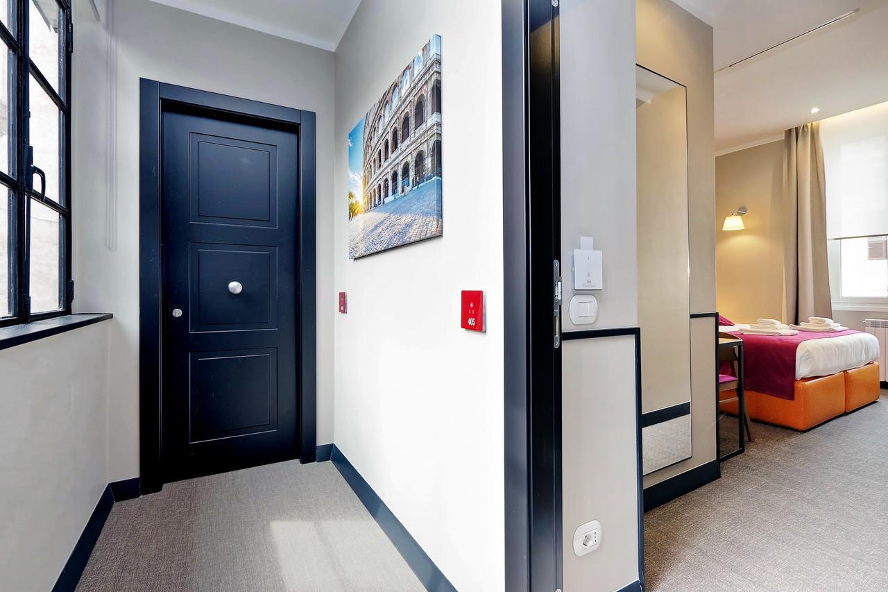 Colonna 32 Hotel Рим Екстериор снимка