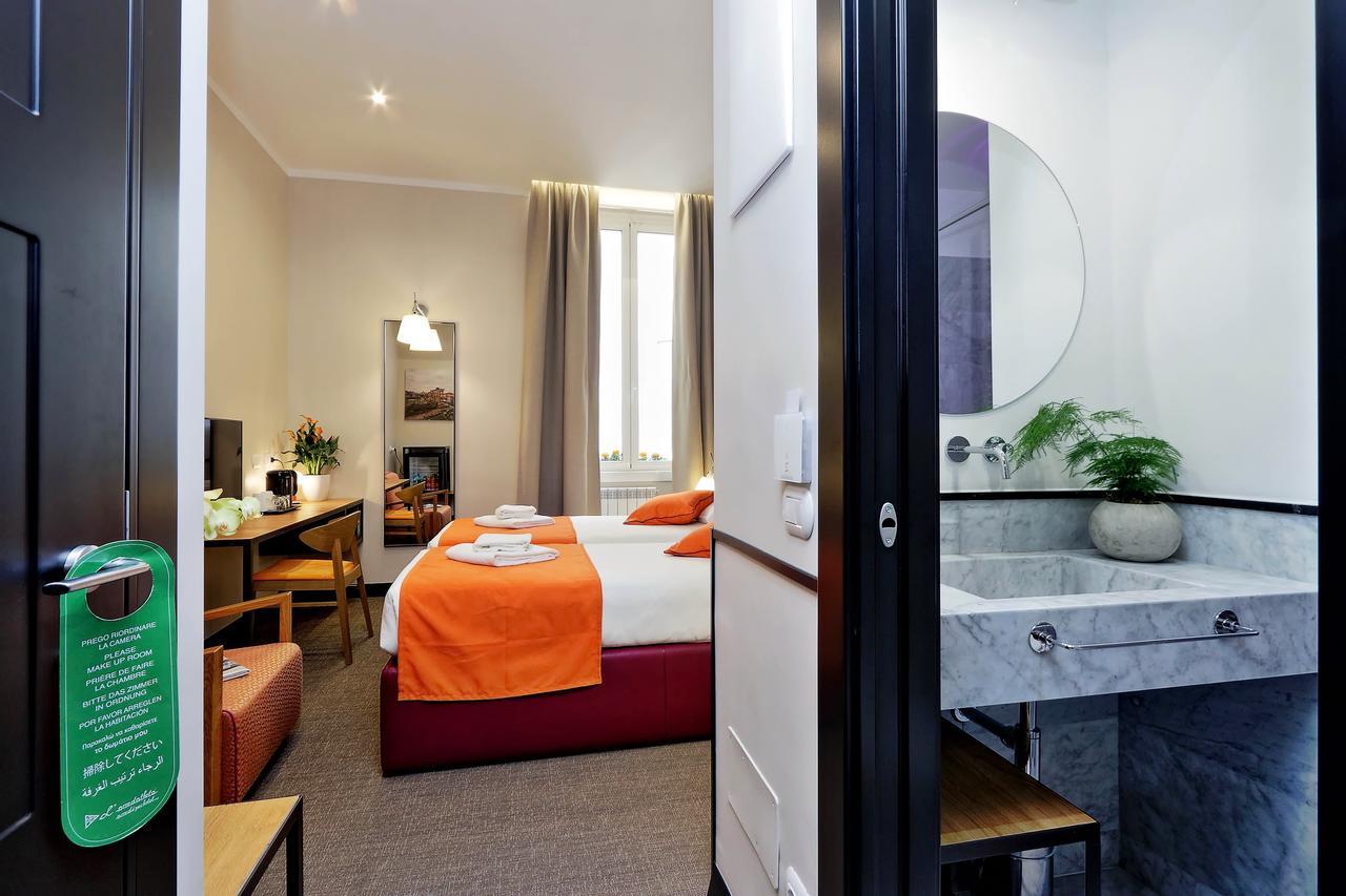Colonna 32 Hotel Рим Екстериор снимка
